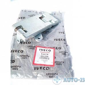 Петля двери задней верхняя IVECO 3801998