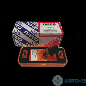Фонарь габаритный боковой желтый IVECO 41200664