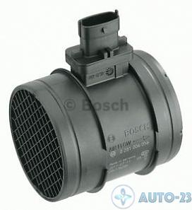 Датчик массового расхода воздуха IVECO 504301164 