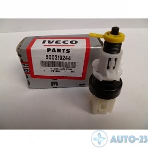 Датчик включения стоп сигналов IVECO 500319244