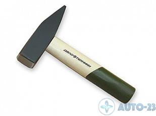 Молоток с укороченой деревянной ручкой (слесарский) 500г 312050